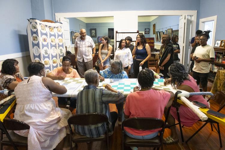 PHOTOS: Thread My Needle Quilting group