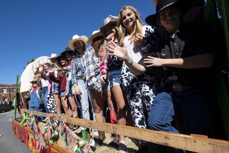 PHOTOS: Benjamin Russell High School Homecoming Parade 2022