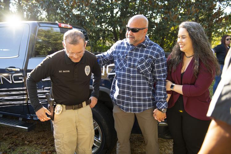 PHOTOS: Surprising a humble veteran with a home makeover