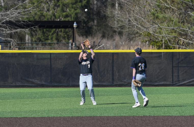 030426 tall-holt baseball 11.jpg