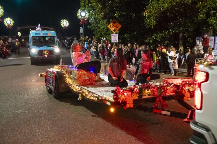 PHOTOS: Christmas on the Coosa