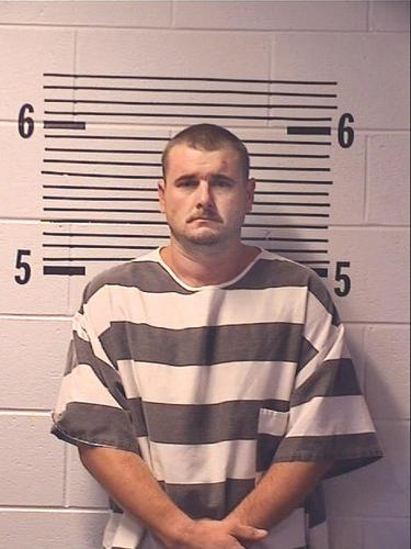 Naked burglar ransacks Wetumpka store