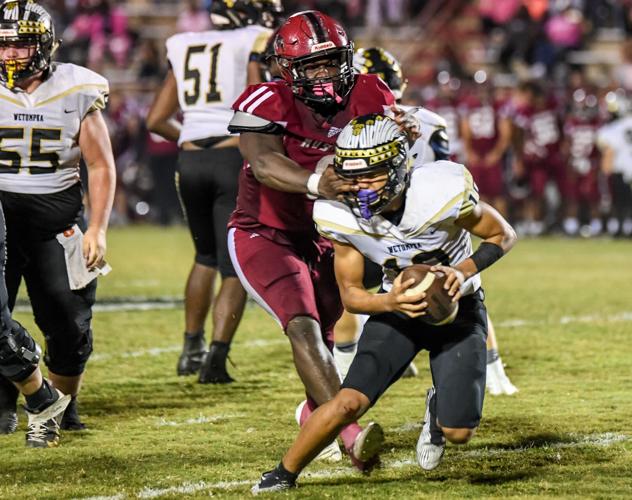 PHOTOS: Stanhope Elmore battles Wetumpka in annual rivalry game