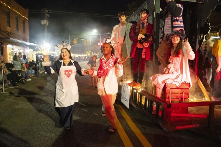 PHOTOS: Christmas on the Coosa