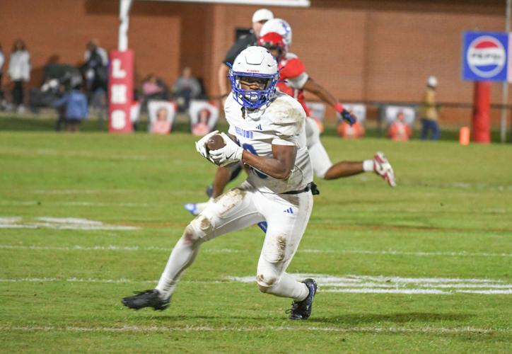 Roberts, Lockhart carry the load for Reeltown