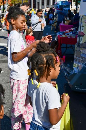 102925 DT fall festival8.jpg