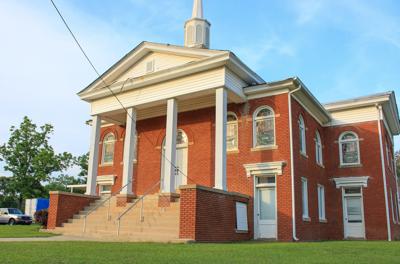 Town council decides building will not be named after Dowdell, Thomas