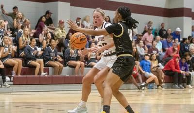 112625 EC girls basketball preview.jpg