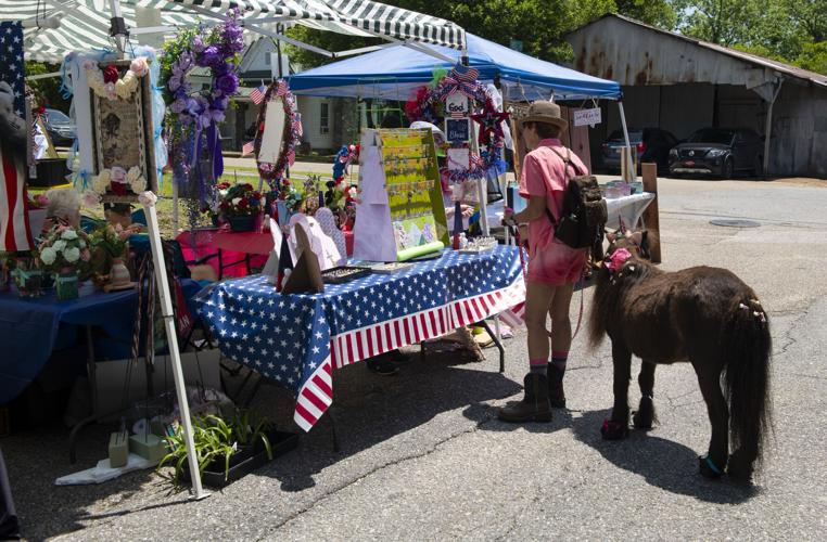 PHOTOS: May Market and Crawfish boil in Eclectic