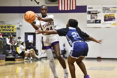 111925 Tallassee girls basketball preview.jpg