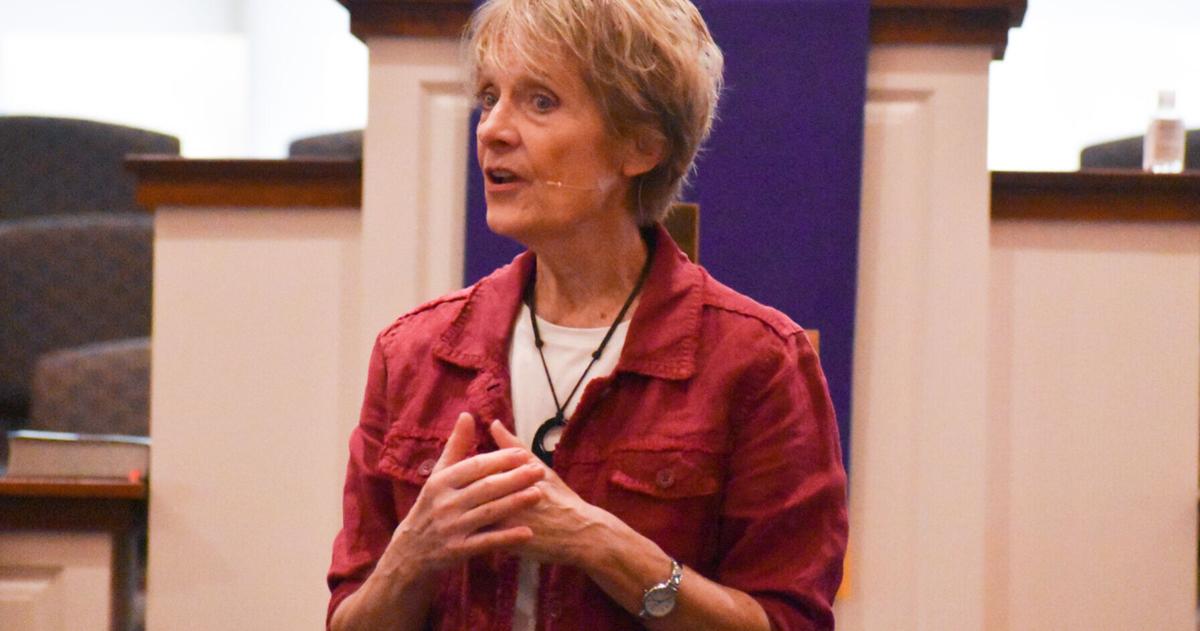 Deloris Ruddock Hydock recounts first Alabama experience through storytelling | News ...