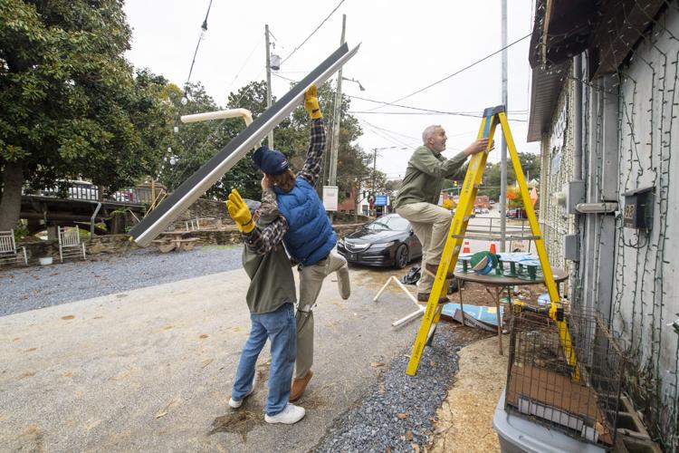 PHOTOS: Creating the Griswolds Christmas Vacation in Wetumpka