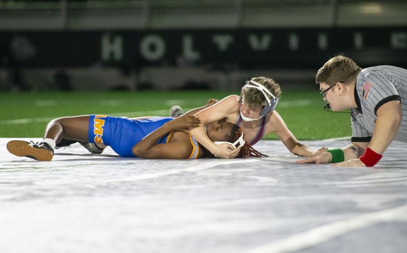 20251126 Holtville EC Wrestling 002.jpg