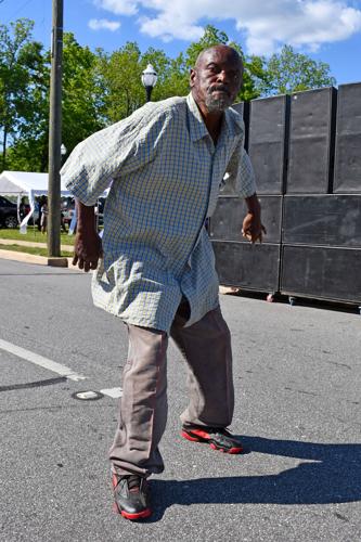 PHOTOS: Post-pandemic summer kicks off with Blues in the Park