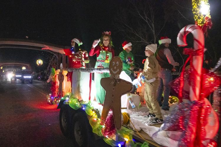 PHOTOS: Christmas on the Coosa