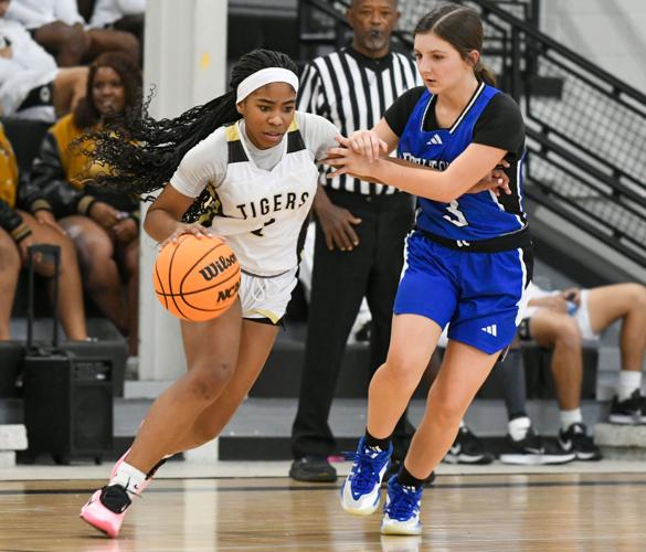 031826-basketball all star-a'mari russell.jpg