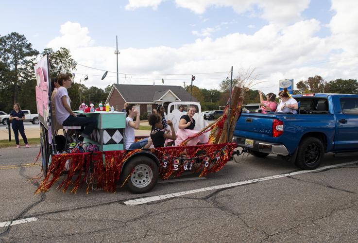 PHOTOS: Stanhope Elmore High School homecoming parade