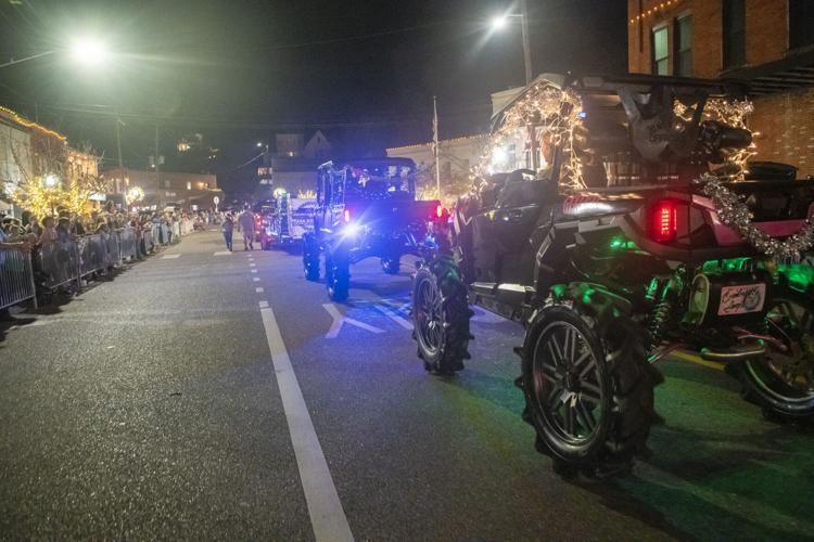 PHOTOS: Christmas on the Coosa