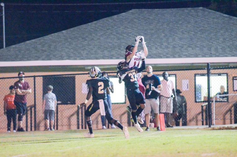 PHOTOS: Stanhope Elmore takes down Wetumpka for fifth straight win