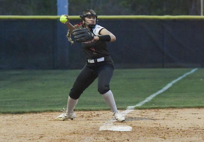 040826 stanhope elmore softball 03.jpg