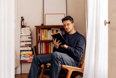 A new personal finance book helps consumers protect their finances while embracing life.