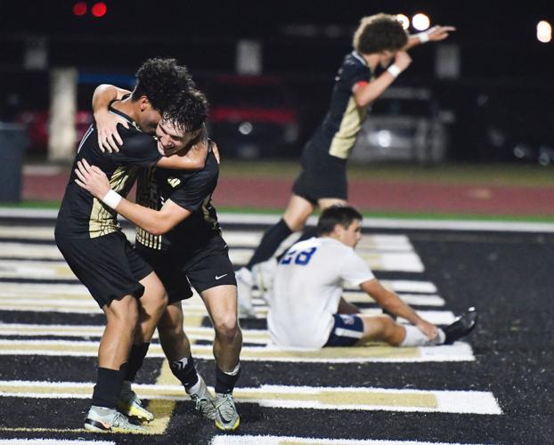 PHOTOS: Wetumpka soccer hosts Pike Road in playoffs