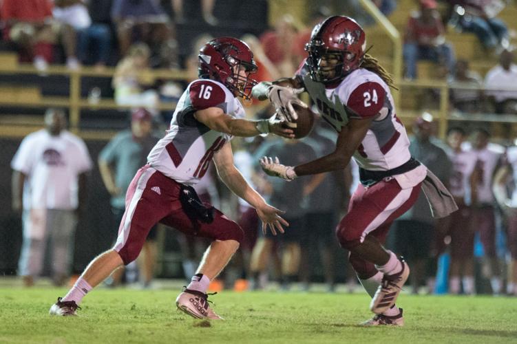 PHOTOS: Stanhope Elmore takes down Wetumpka for fifth straight win