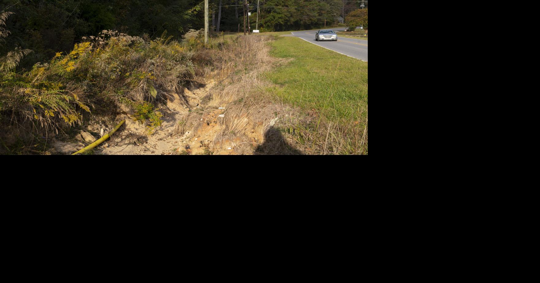 Emergency declared over exposed gas and water lines on Friendship Road ...