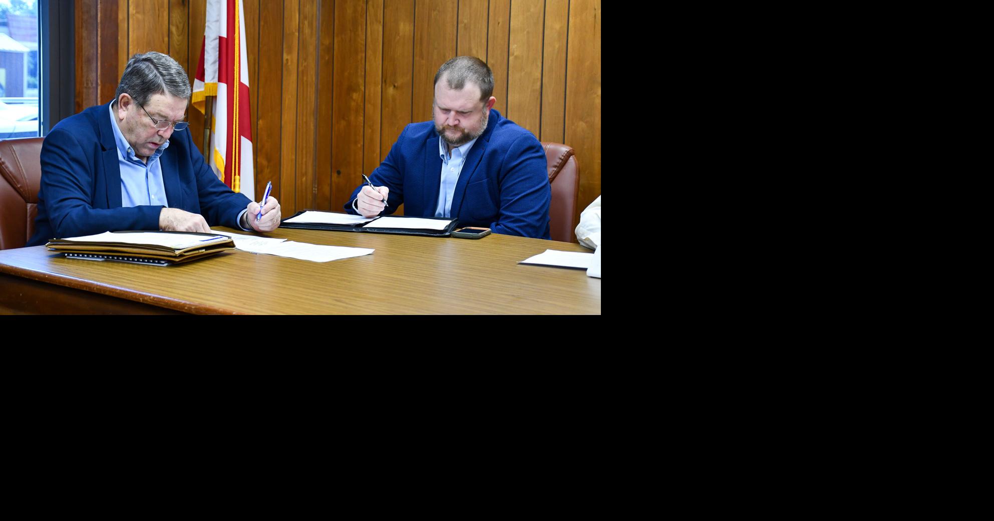 Coosa commission to hire accountant to catch up bank statement reconciliation