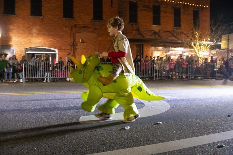 PHOTOS: Christmas on the Coosa