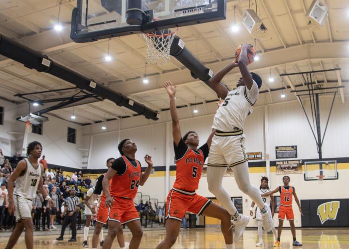 020926 wetumpka area basketball 28.jpg