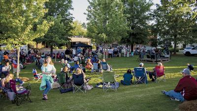 Strand Sessions joins with Downtown After Dark on April 6