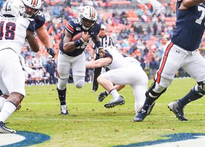 Auburn shuts out Samford, 52-0