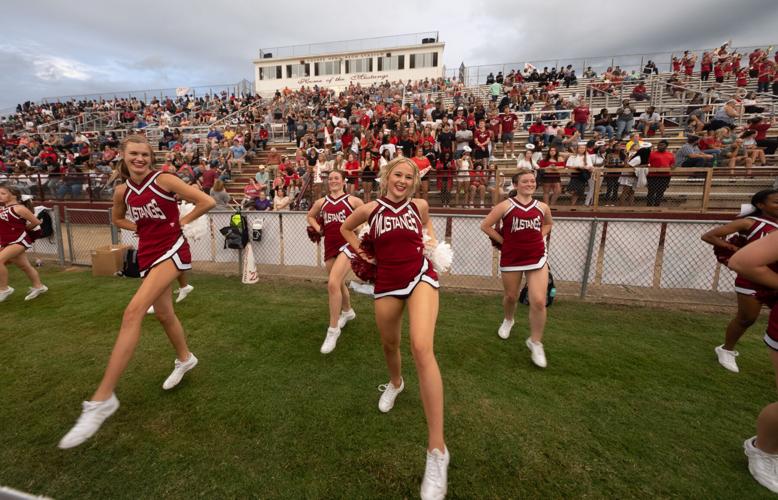 PHOTOS: Rain doesn't stop Stanhope Elmore's 37-0 shutout of Selma