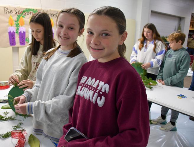 120325 family advent6.jpg