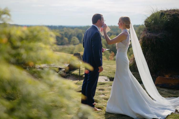 A Lakeside Wedding at The Ridge
