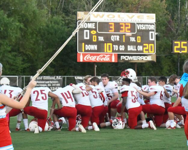 PHOTOS: Horseshoe Bend has tough night on the road