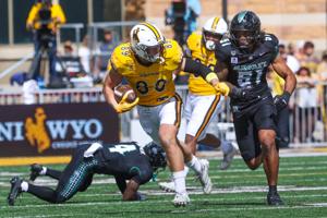 Wyoming tops Hawai'i, 27-10