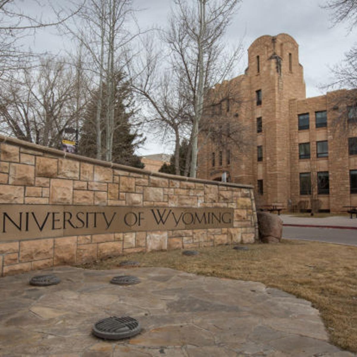 University Of Wyoming Plans Traditional Return To Classes For Fall 2021 But Goal Will Depend On Vaccines Education Trib Com University Of Wyoming Christmas Break 2021