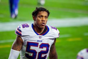 Buffalo Bills linebacker Darron Lee (52) against the Arizona Cardinals at State Farm Stadium in Glendale, Arizona on Nov. 15, 2020.