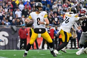 FOOTBALL-NFL-NEP-PIT/