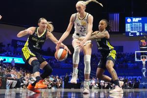 BASKETBALL-WNBA-DAL-LAS/