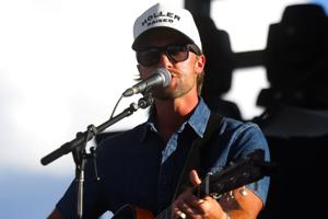 052826-nws-concertforhope-5.JPG