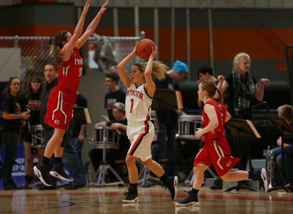 Natrona Fillies Hold On To Beat Evanston Girls Basketball Trib Com