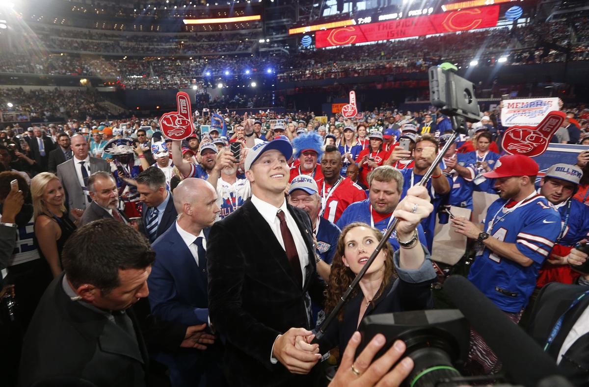 John Brenkus Of Espn S Sport Science Analyzes Josh Allen S Stunning Arm Football Trib Com