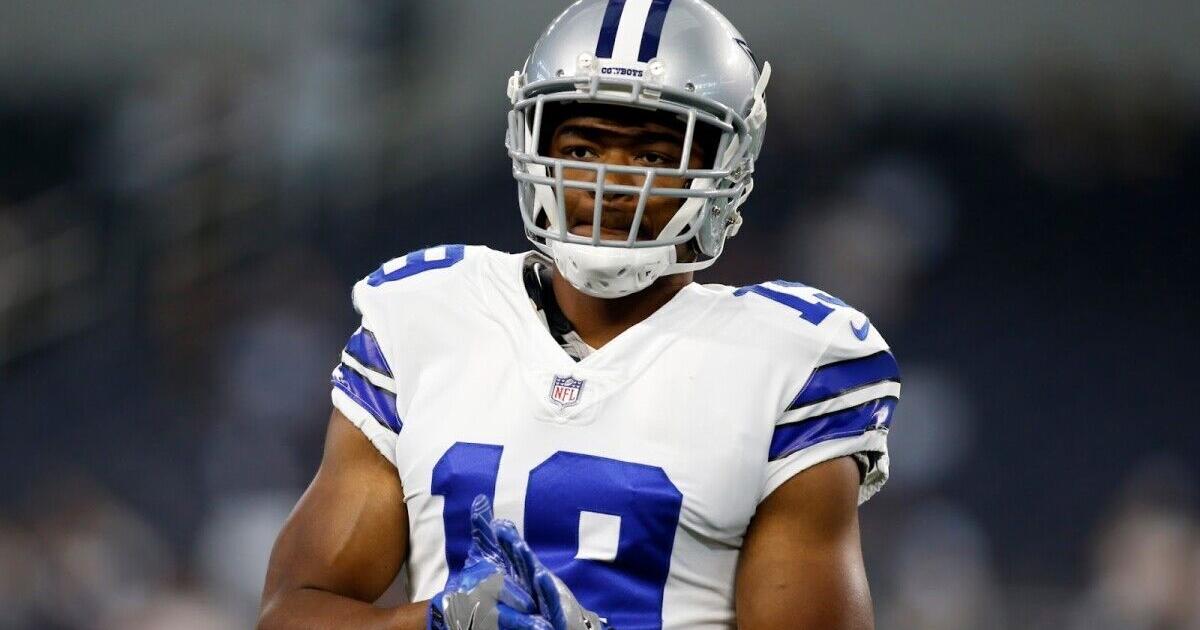 Why are the Cowboys favored to win the divison?
