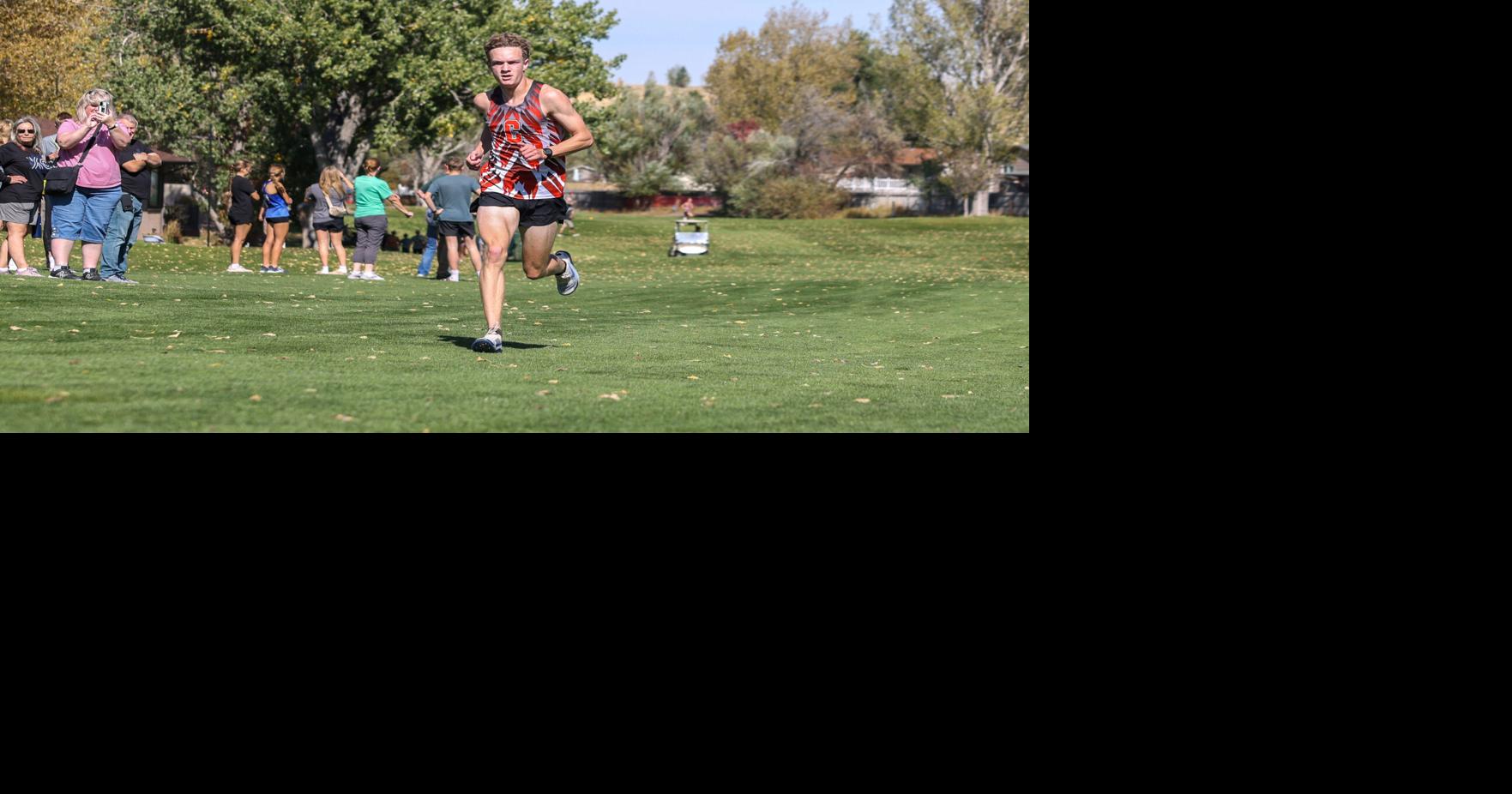 Natrona County's Teschendorf, Hargraves win regional cross country titles