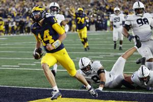 FOOTBALL-NCAA/