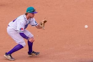 Spuds sweep doubleheader