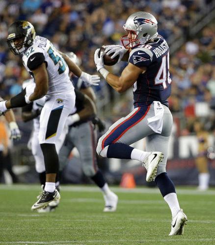 Former Wyoming tight end Jacob Hollister ends 'blessing' of a rookie season  with Super Bowl